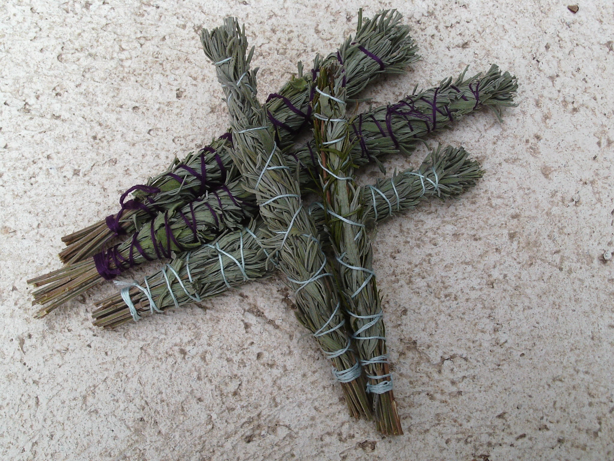 Home Made Smudge Sticks New Earth Energies